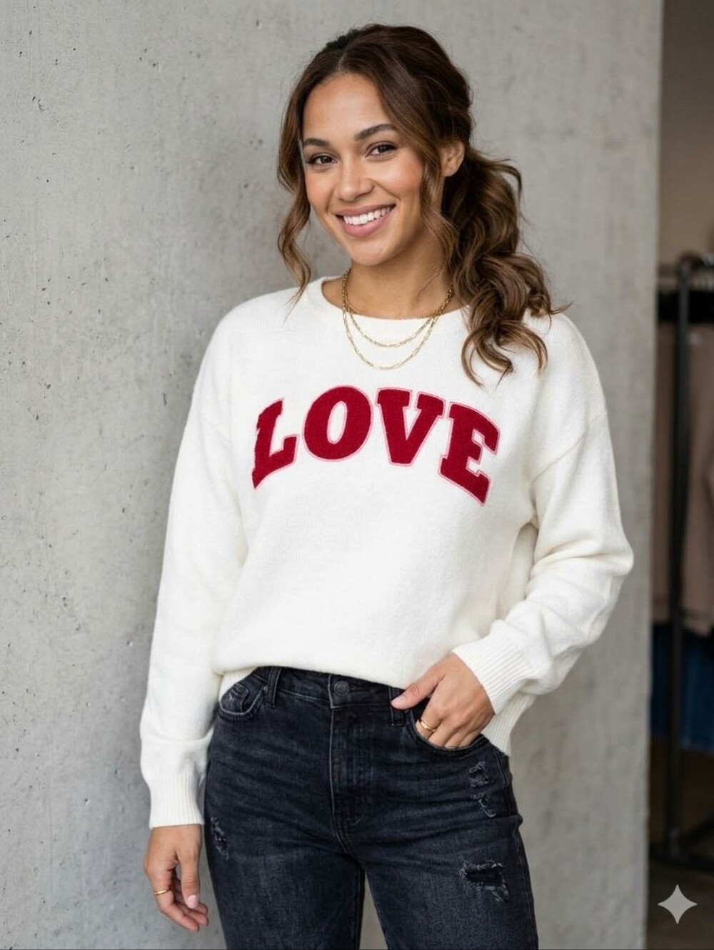 33 Degrees Women's "LOVE" Knit Crewneck Sweater – Cream / Red-Lg